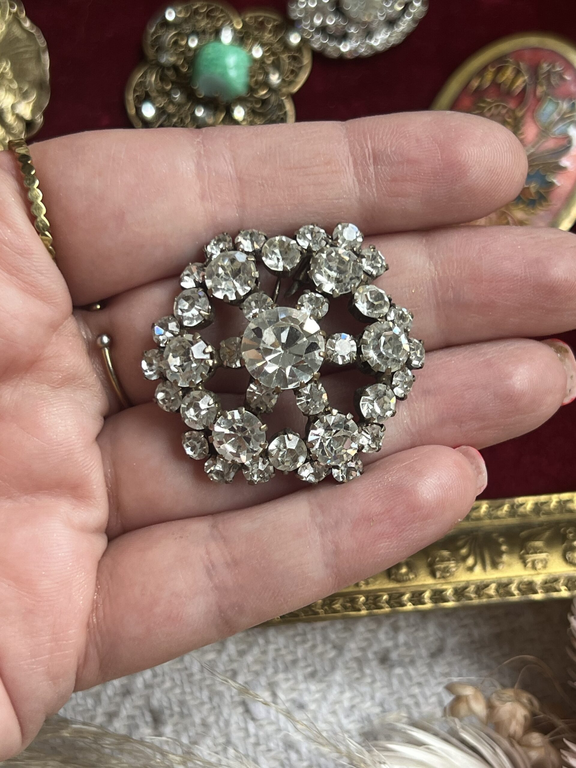 Broche strass étoile – Image 4