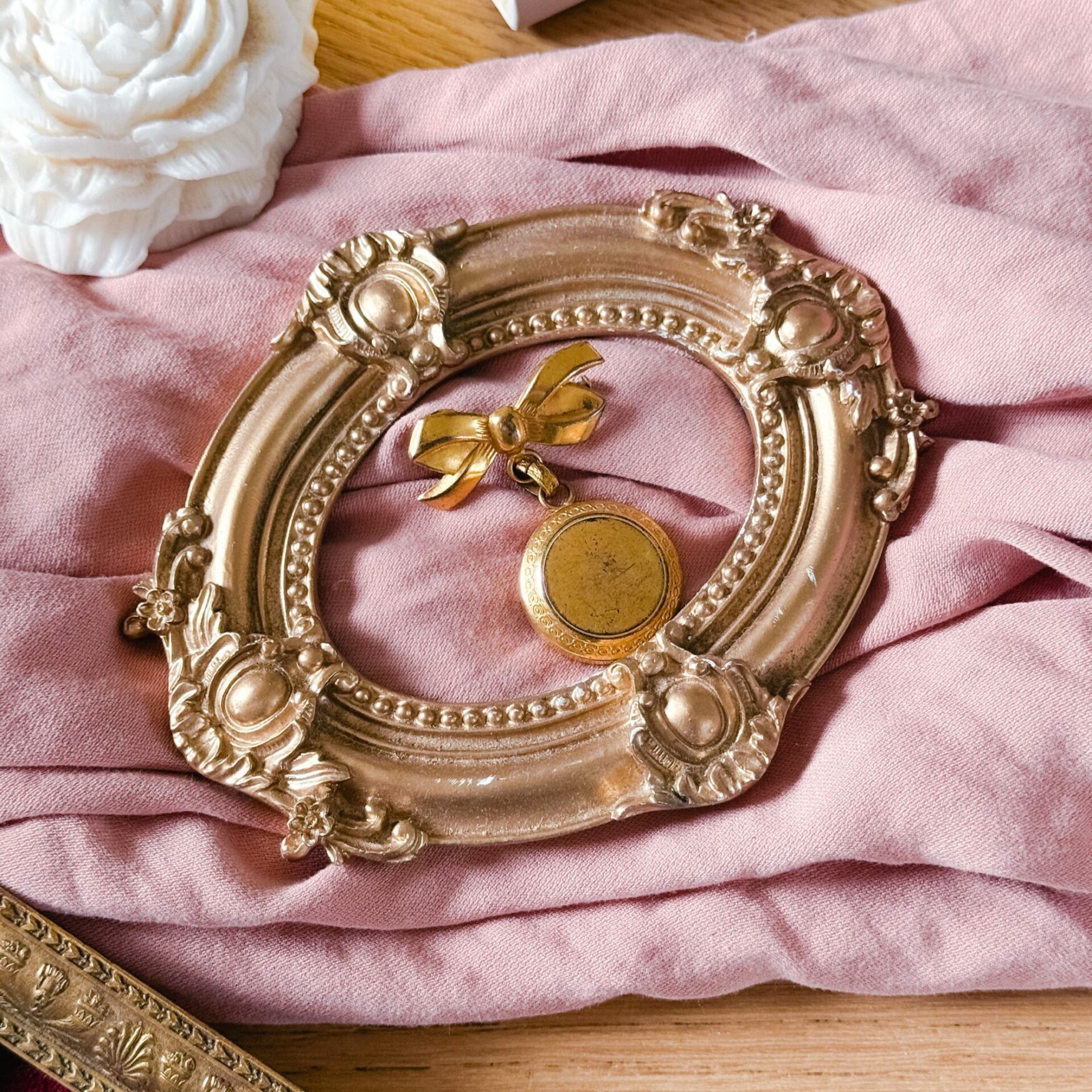 Broche noeud laiton