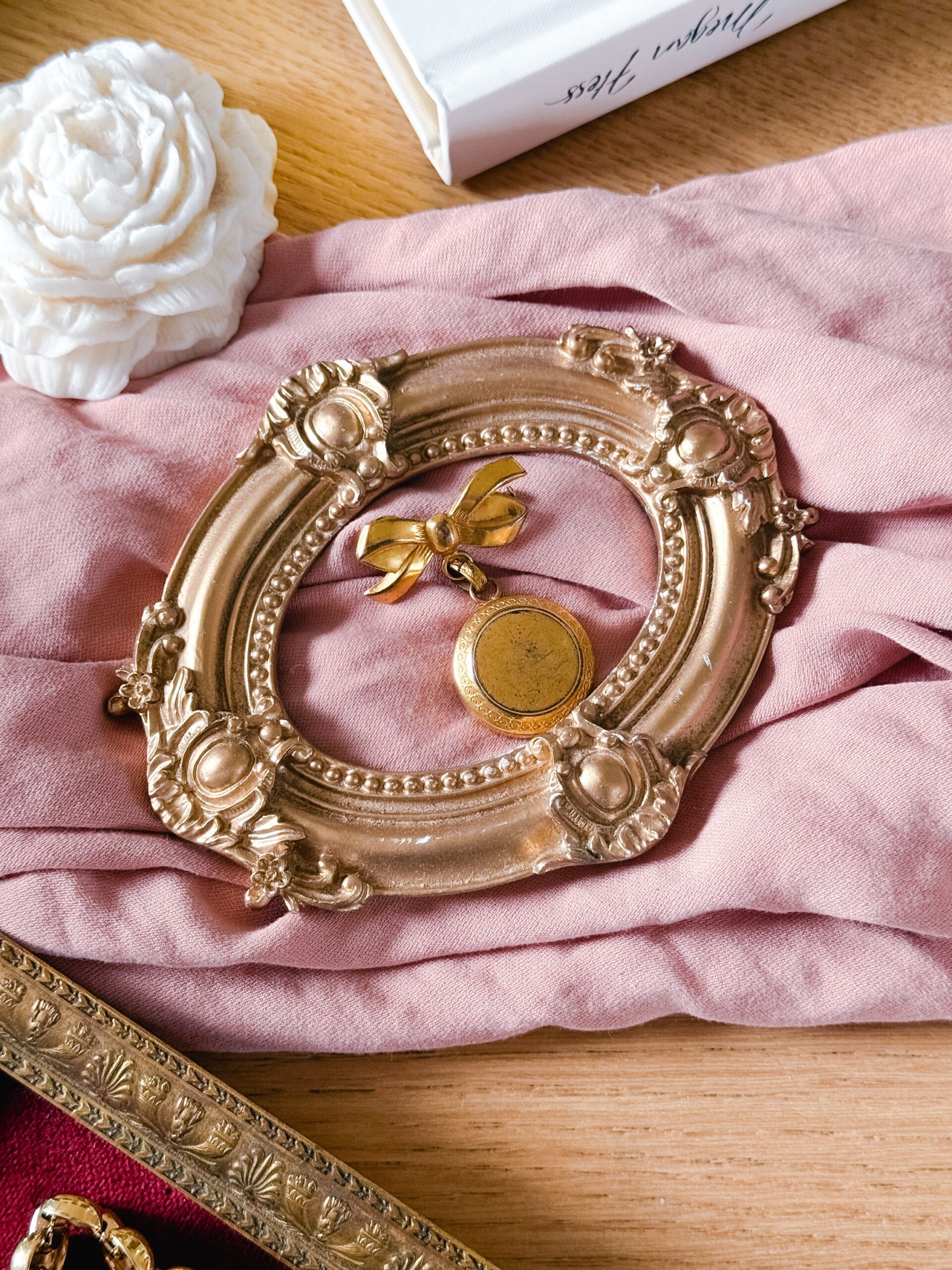 Broche noeud laiton