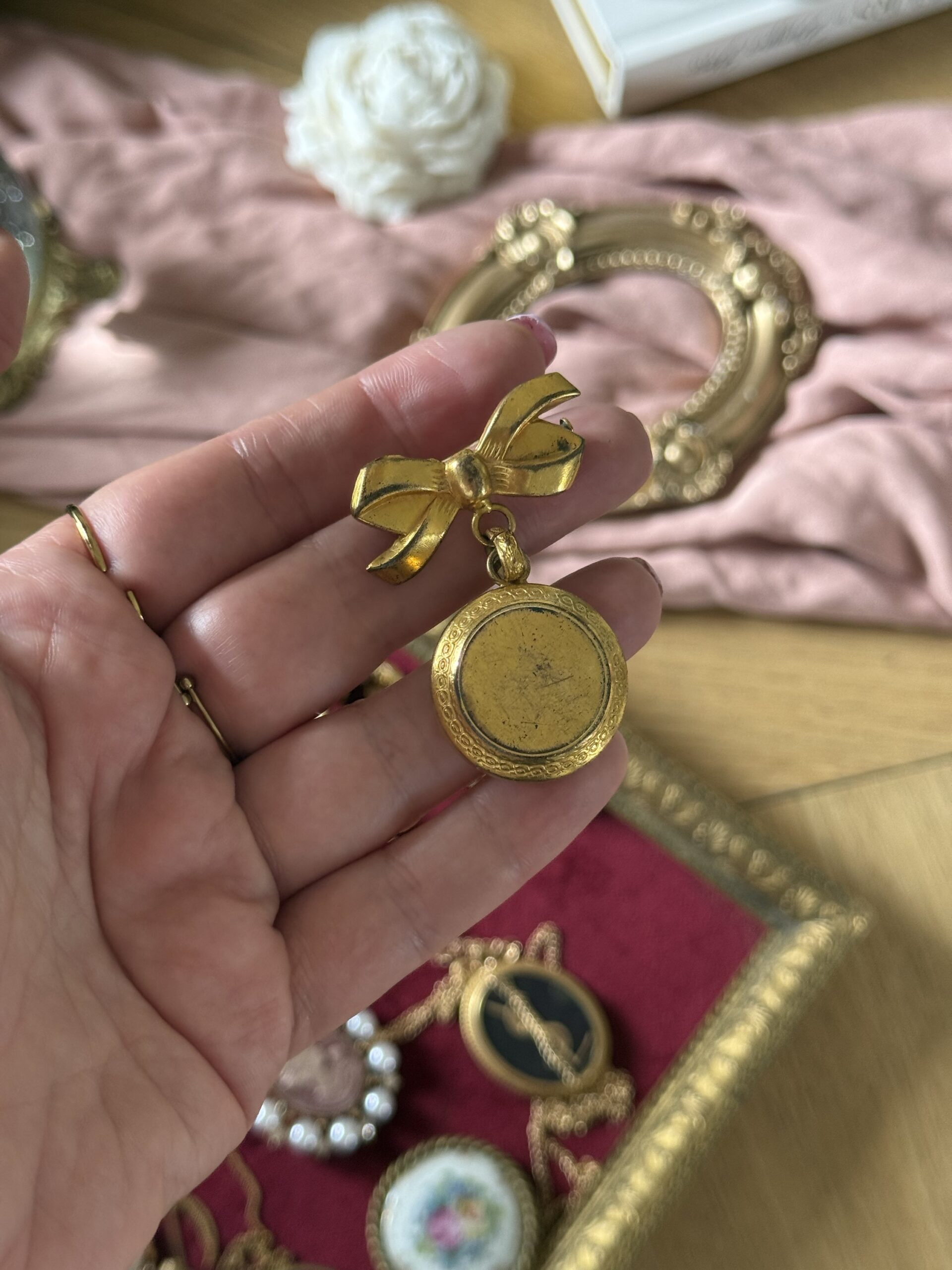 Broche noeud laiton – Image 2