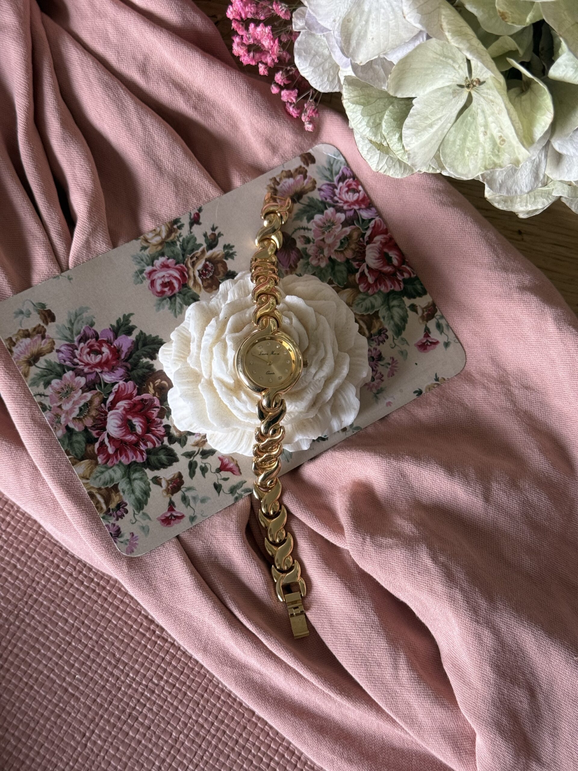 Bracelet montre doré – Image 3