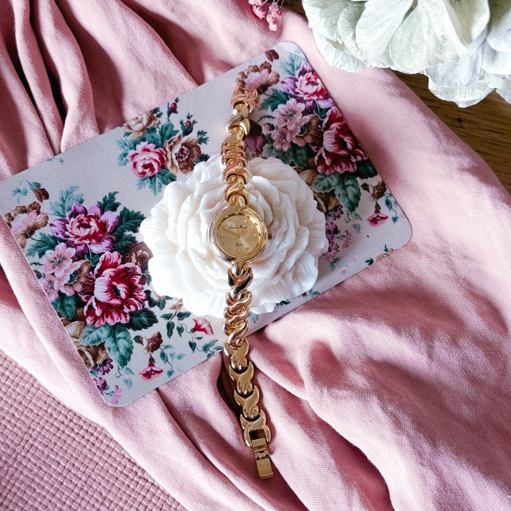 Bracelet montre doré