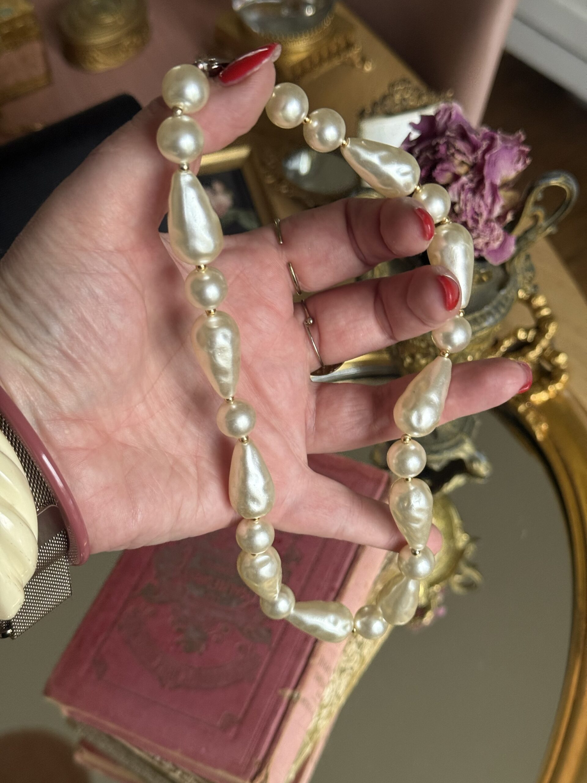 Collier perles blanches – Image 2