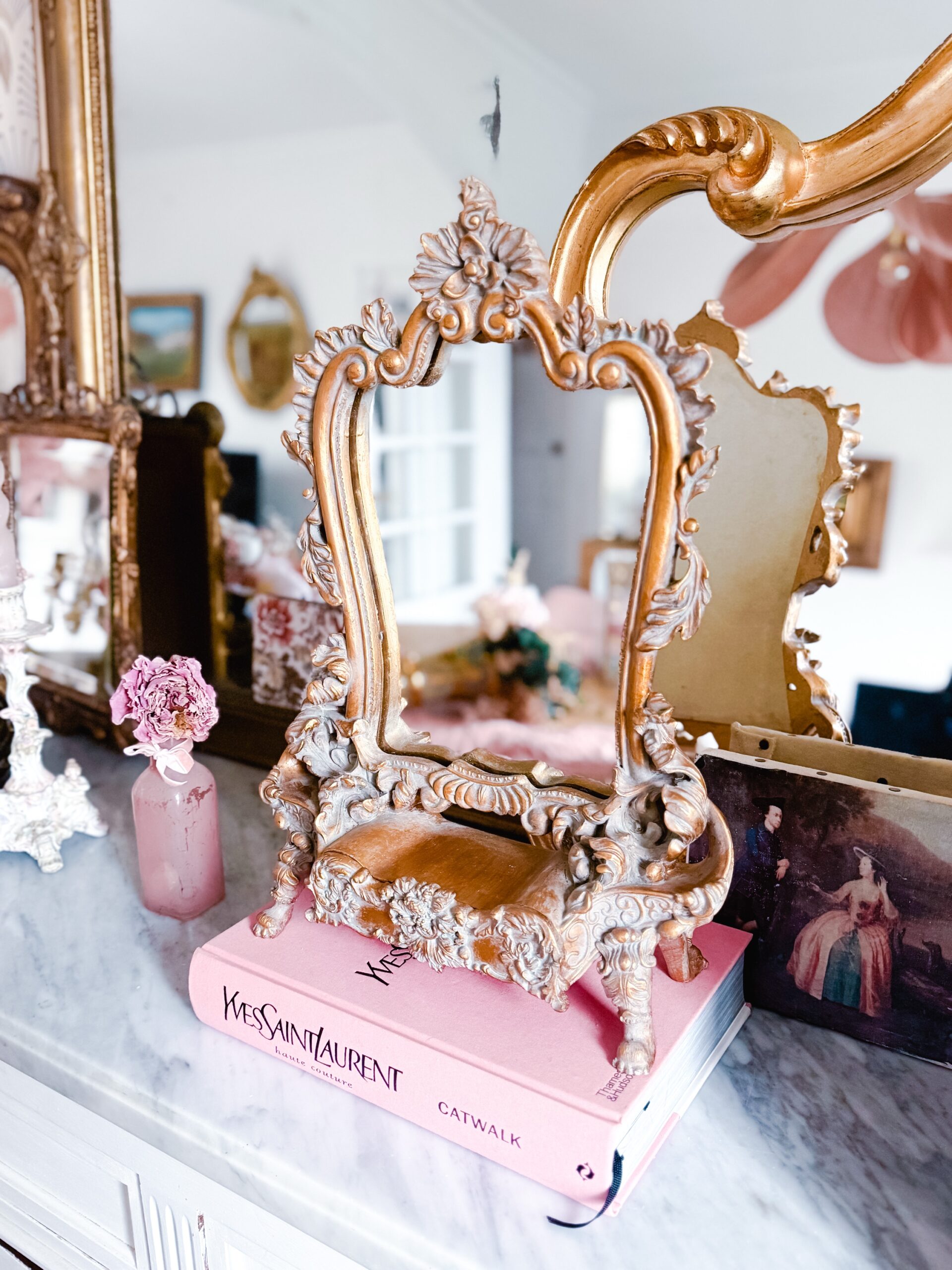 Miroir sur pied Adélaïde