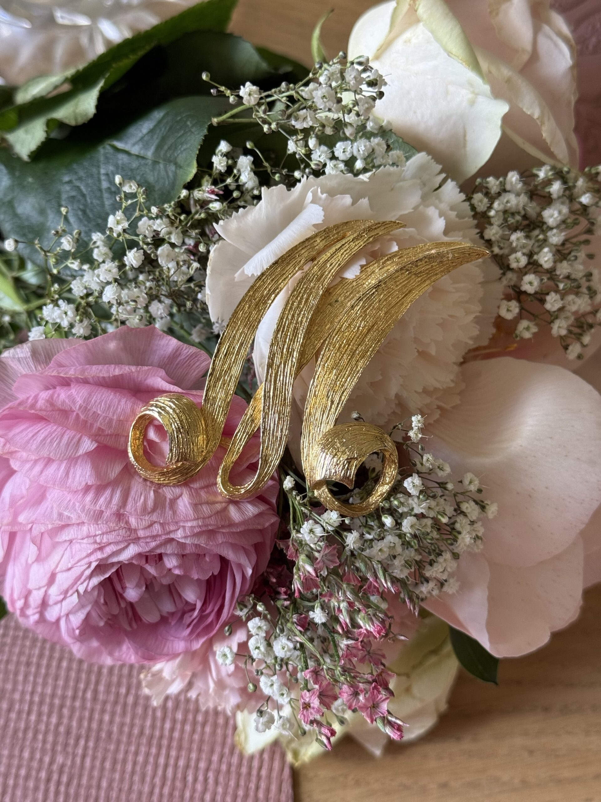 Broche M – Image 5