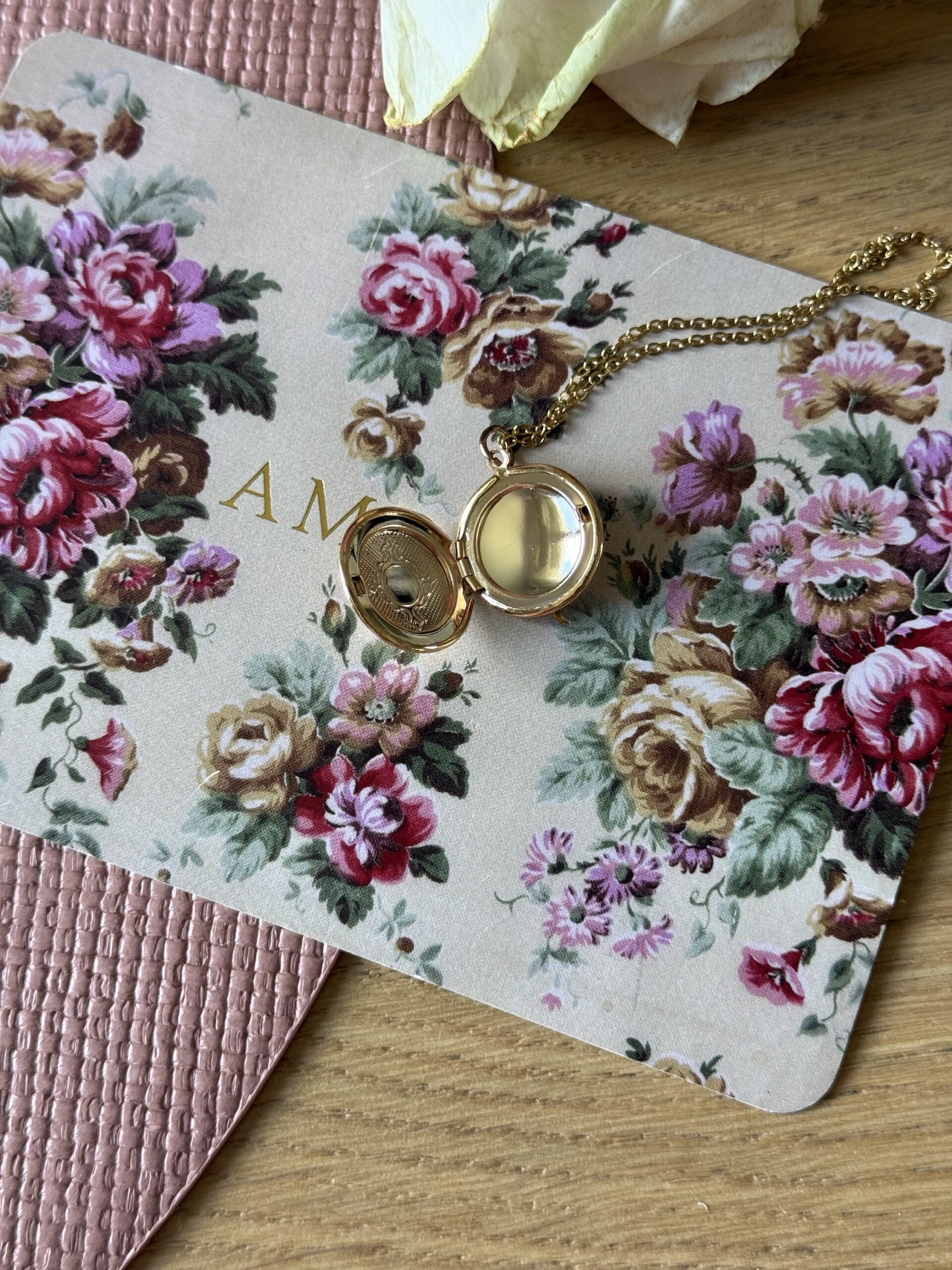 Collier médaillon rond – Image 3