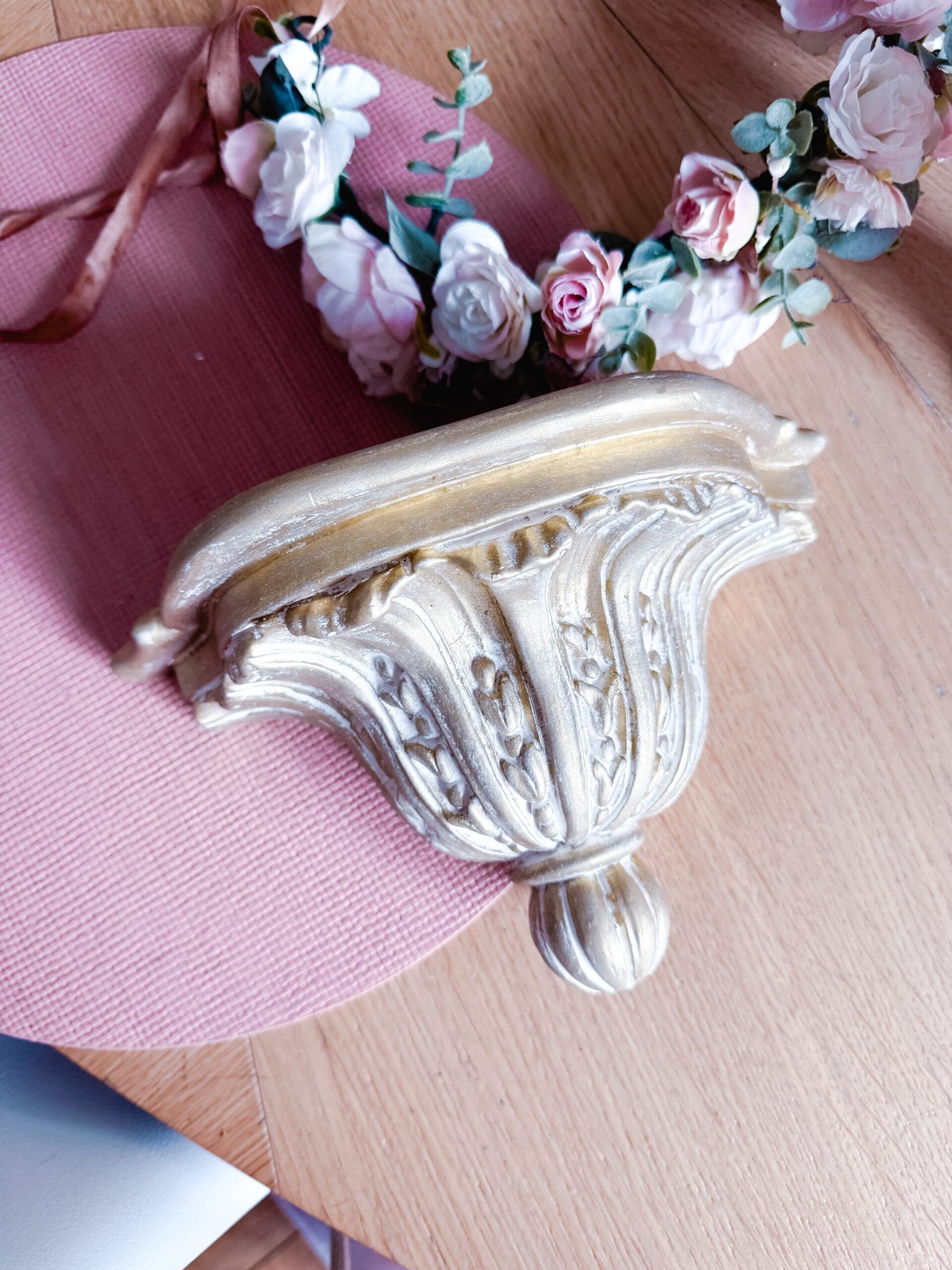 Console dorée