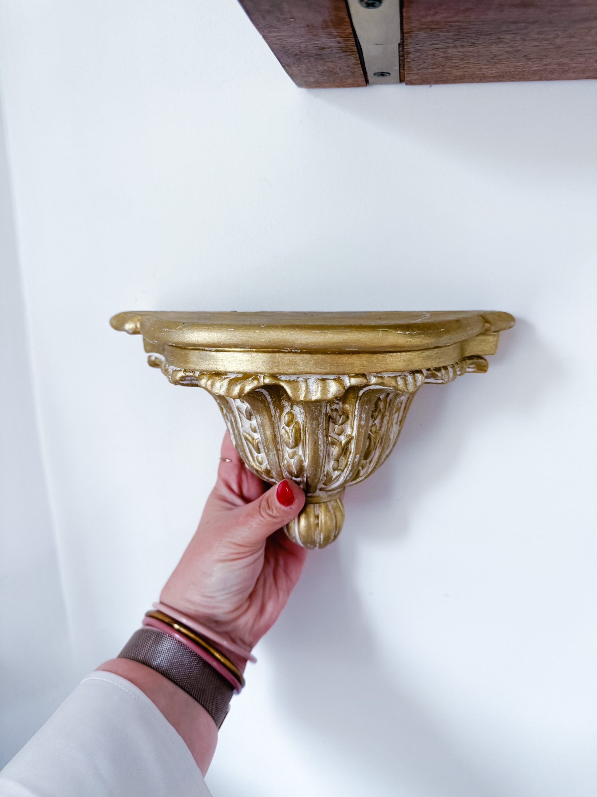 Console dorée – Image 2