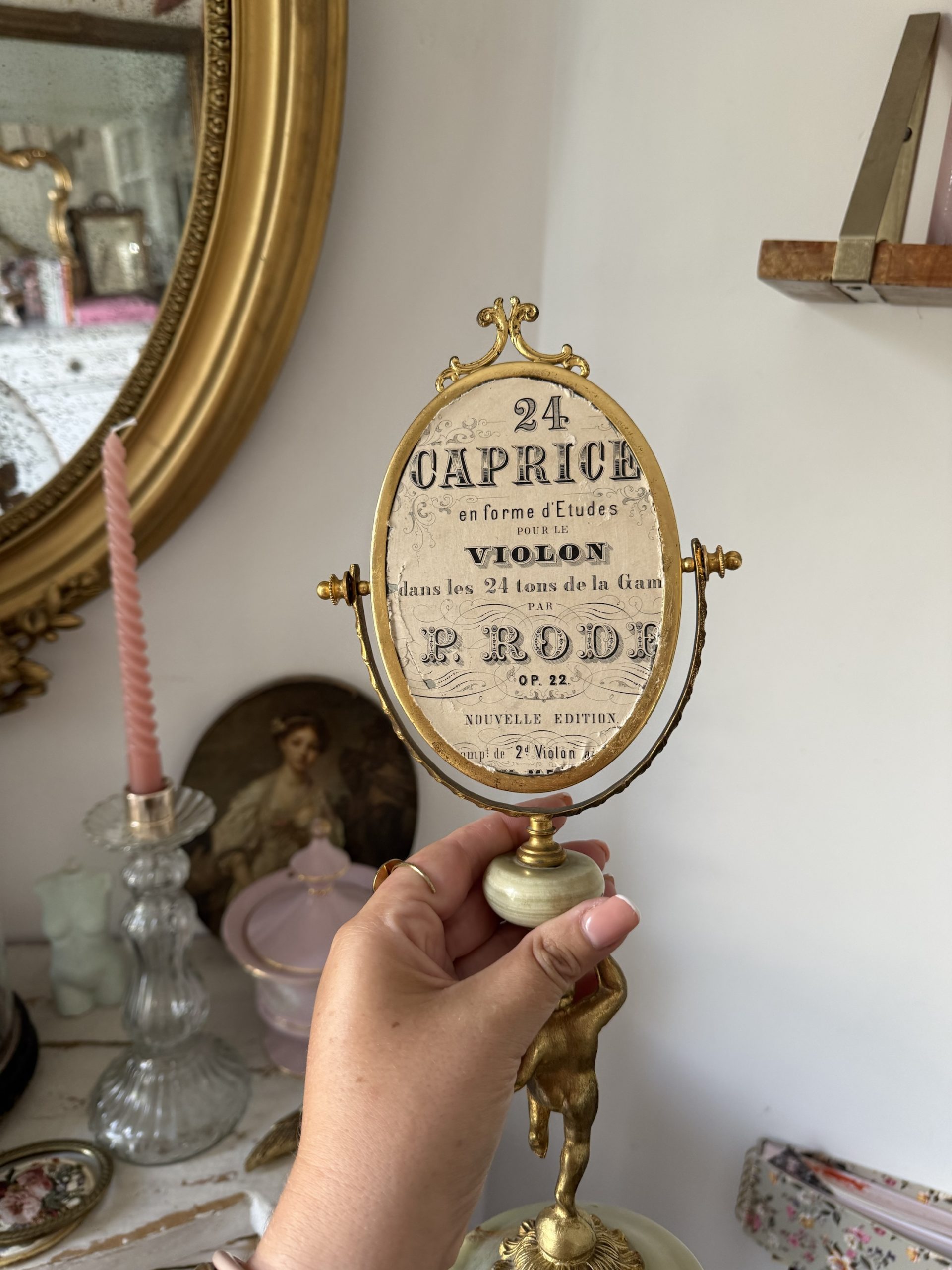 Miroir sur pied onyx – Image 6